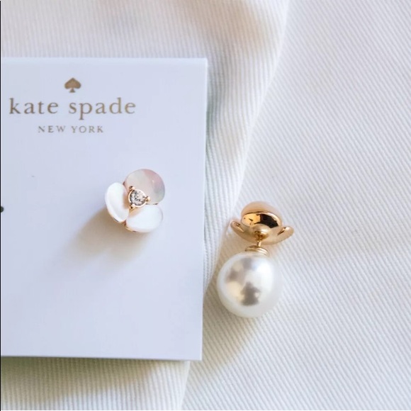 Kate Spade Pansy Reversible Pearl Flower Earring - Picture 5 of 6